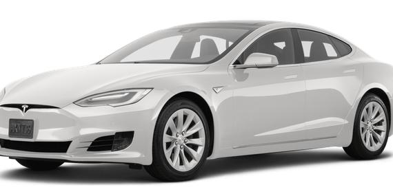 TESLA MODEL S 2018 5YJSA1E27JF258671 image